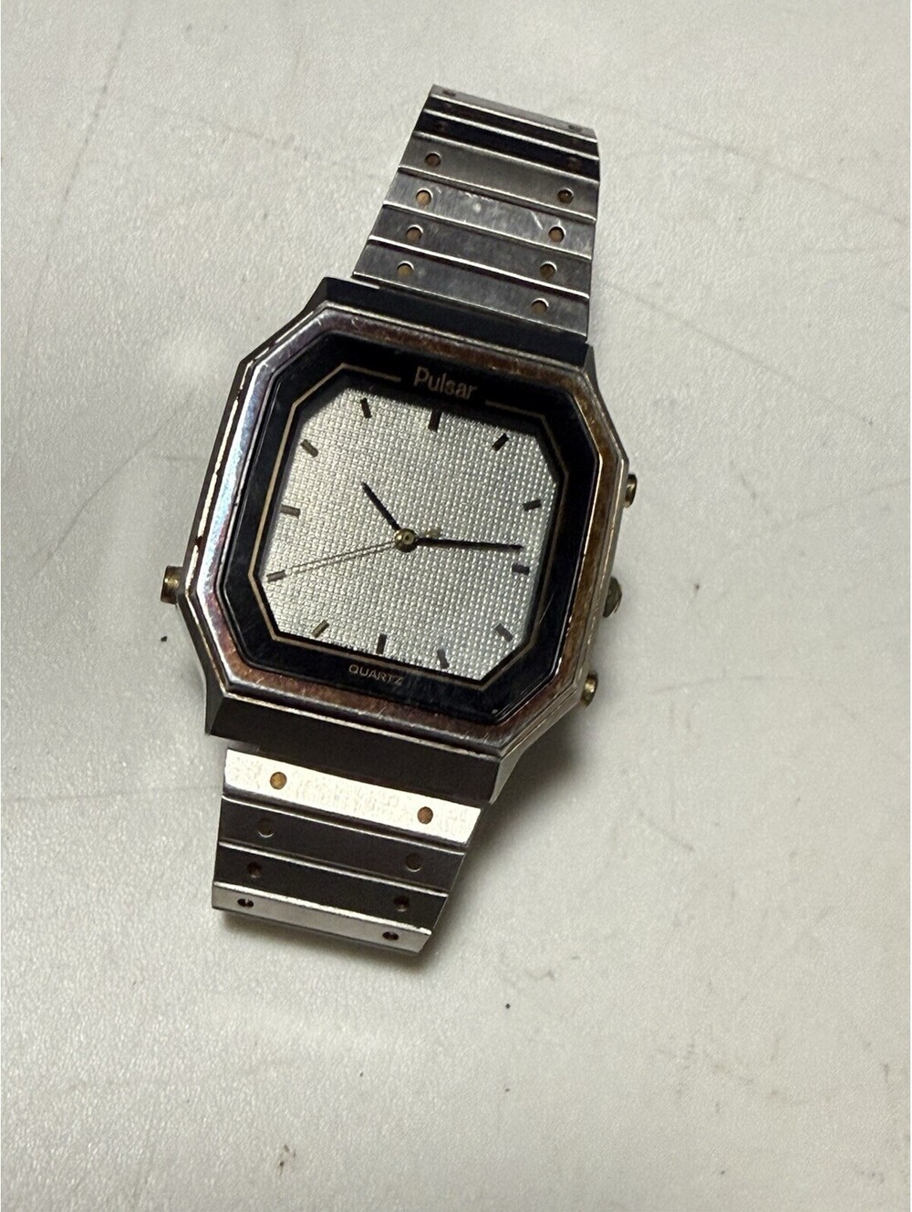 Pulsar with analogue hands and full digital screen
